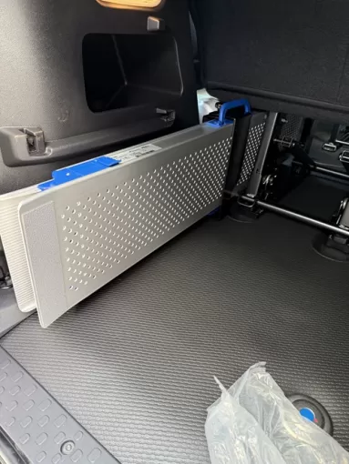 Location de véhicules 9 places PMR à Tarbes, Tarbes, A.D Location