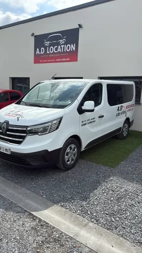 Location 9 places aéroport Tarbes, Tarbes, A.D Location