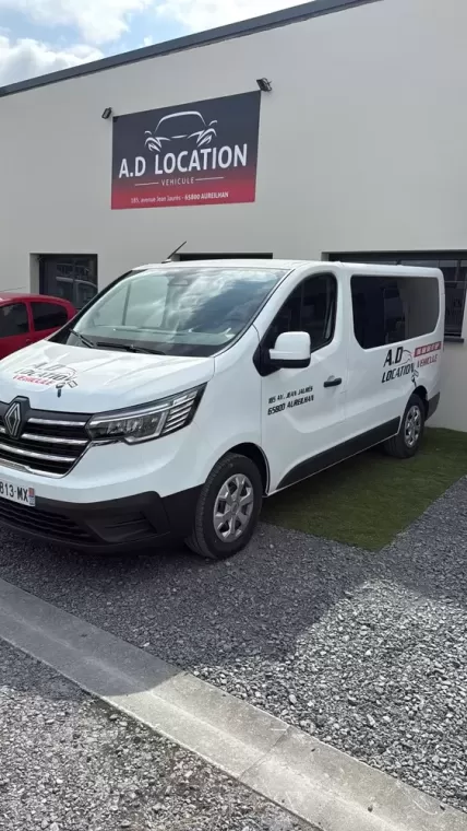 Location d'un minibus9 places Tarbes, Tarbes, A.D Location