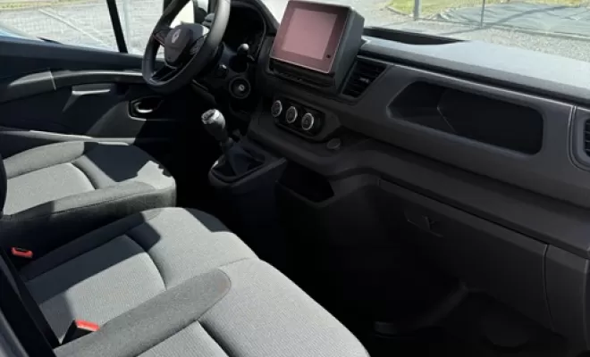 Location de véhicules 9 places PMR à Tarbes, Tarbes, A.D Location